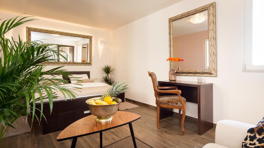 Apartment Shambala Sea View Rovinj Extérieur photo
